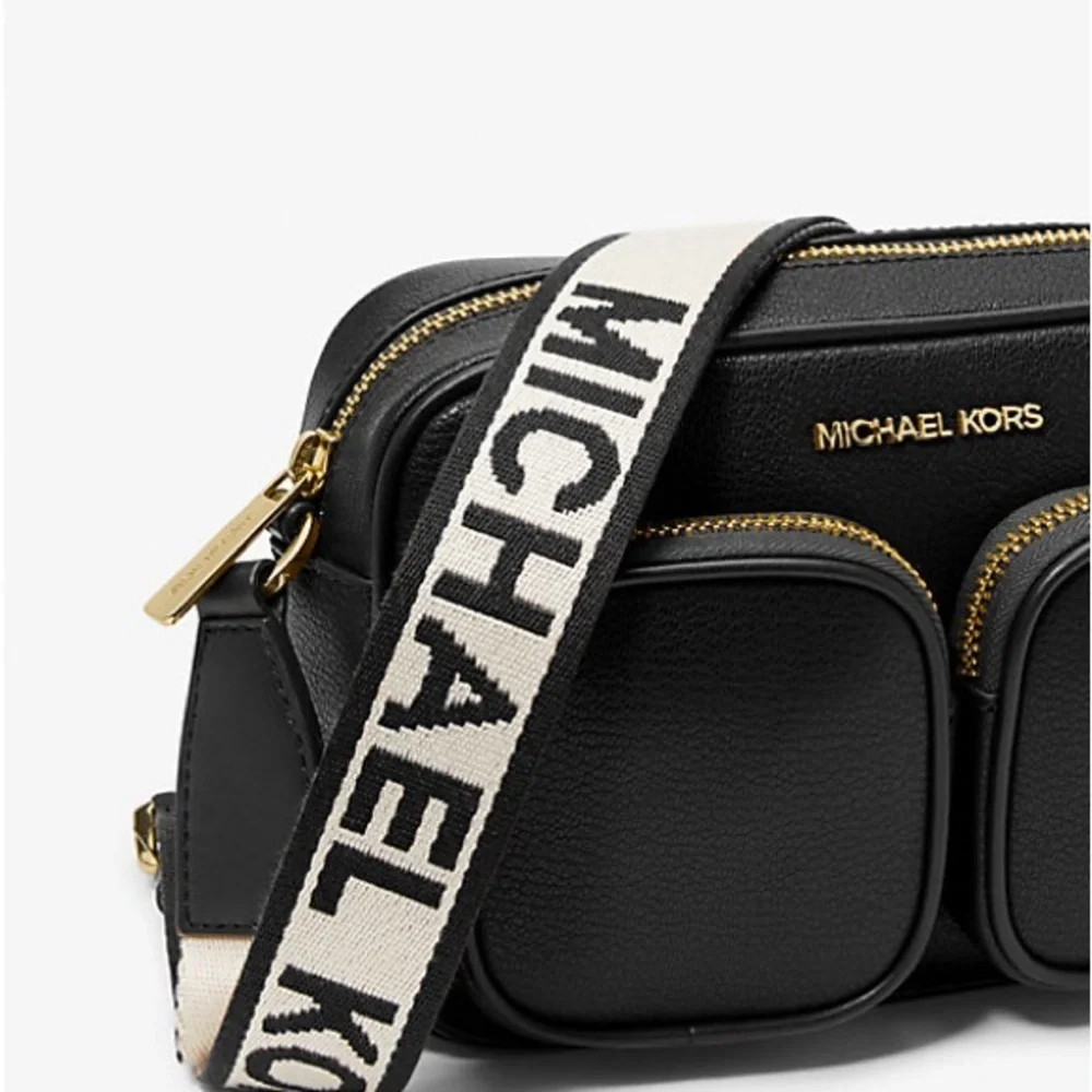 Michael Kors | Jet Set Medium Leather Crossbody Bag with Coin Bag